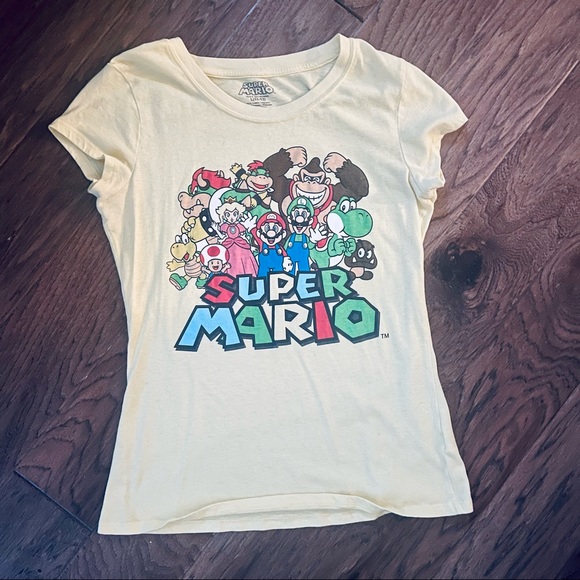 Official Nintendo SUPER MARIO BROS Yellow T-Shirt - Size Large - Picture 2 of 3